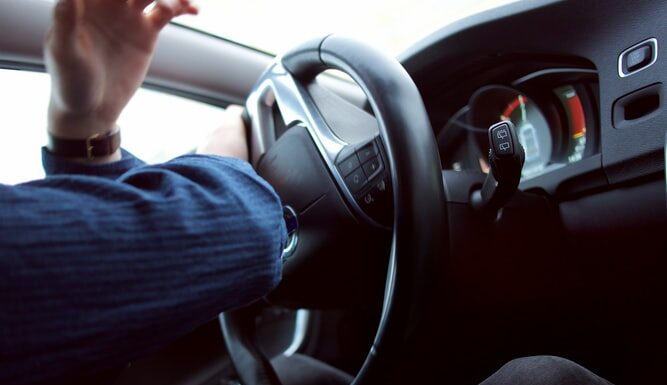 7 Reasons to Hire a Personal Injury Lawyer After a Car Accident