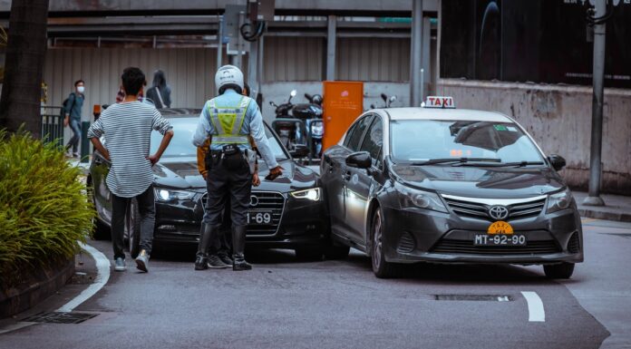 How Does An Insurance Company Evaluate My Car Accident Claim?