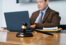 4 Common Issues a Family Lawyer Can Solve for You