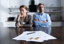 Family Law ─ Reasons Why Representing Yourself In A Divorce Is A Bad Idea